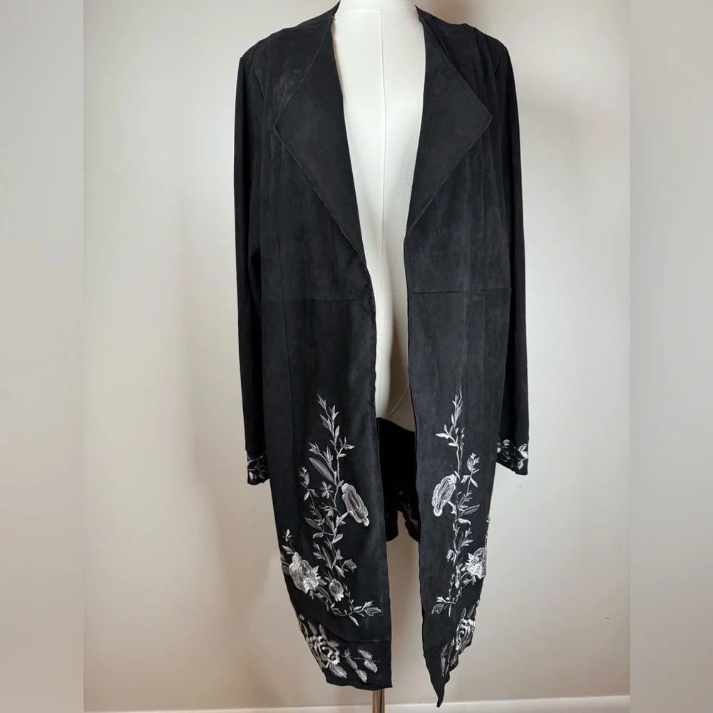 Curations Open Front Faux Suede Duster Black w/ Silver Embroidery Women’s Large